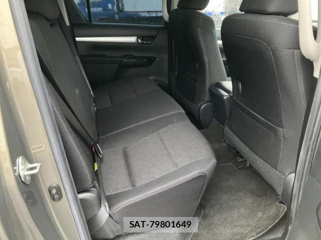 Toyota HILUX 2021-08 8854622-5