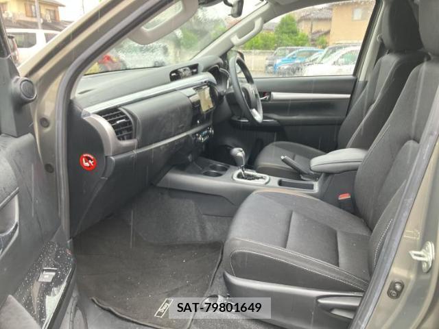 Toyota HILUX 2021-08 8854622-6