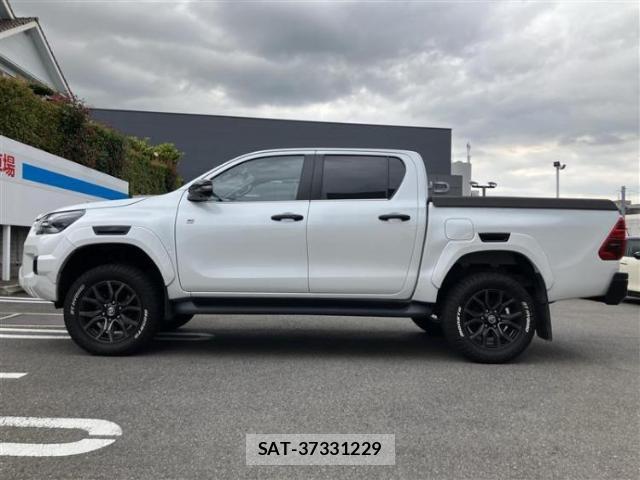 Toyota HILUX 2023-12 8855049-1