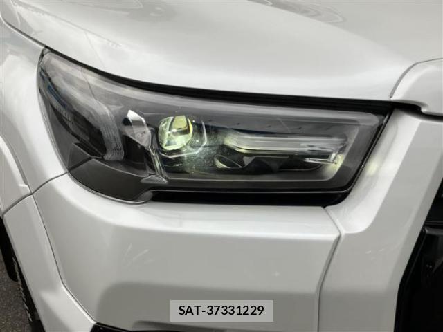 Toyota HILUX 2023-12 8855049-16