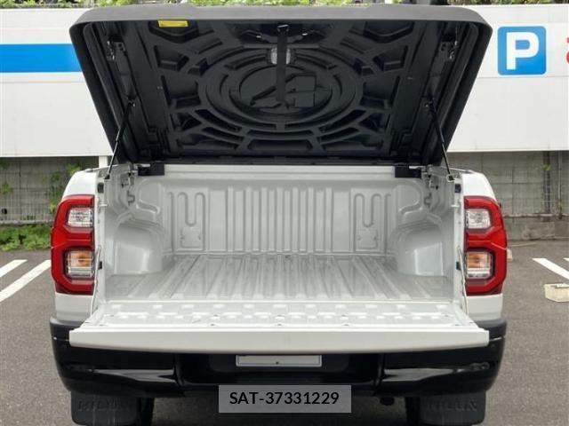 Toyota HILUX 2023-12 8855049-7