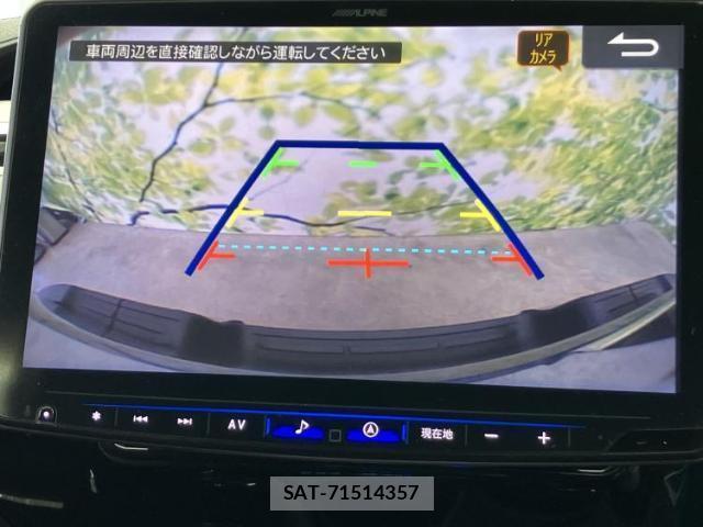 Toyota HILUX 2022-02 8855249-11