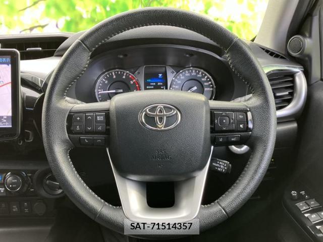 Toyota HILUX 2022-02 8855249-14