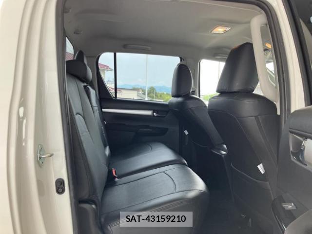 Toyota HILUX 2022-09 8857016-4
