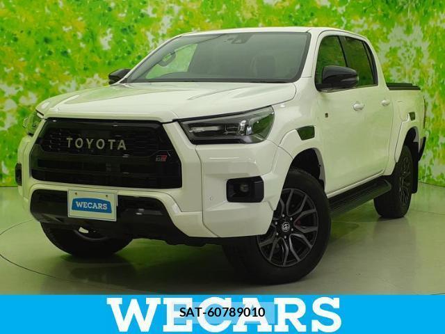 Toyota HILUX 2022-09 8857051-0