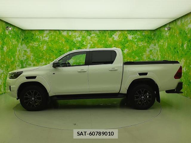 Toyota HILUX 2022-09 8857051-1