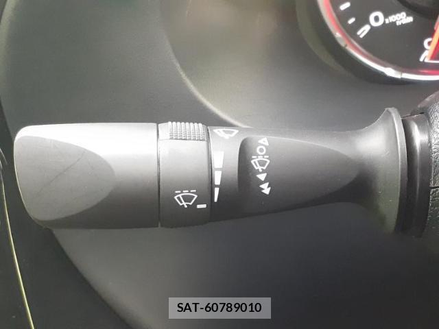 Toyota HILUX 2022-09 8857051-14