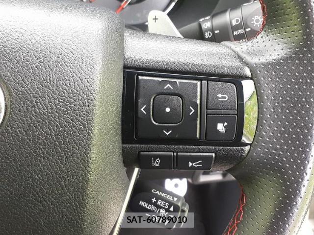 Toyota HILUX 2022-09 8857051-17