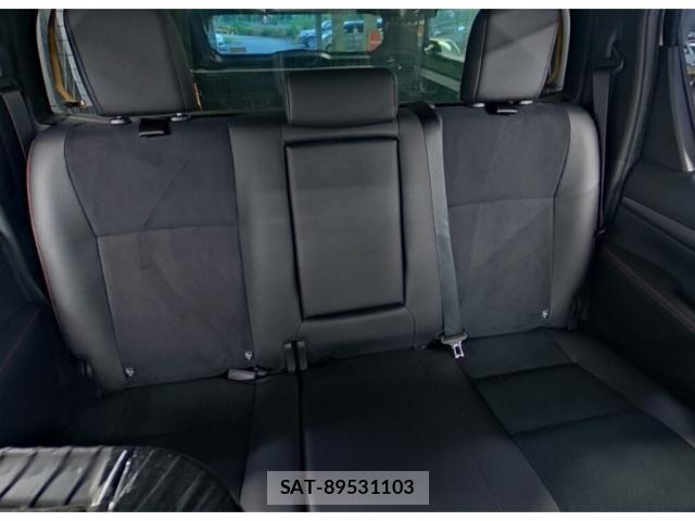 Toyota HILUX 2023-03 8854005-3