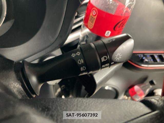 Toyota HILUX 2021-03 8854523-6