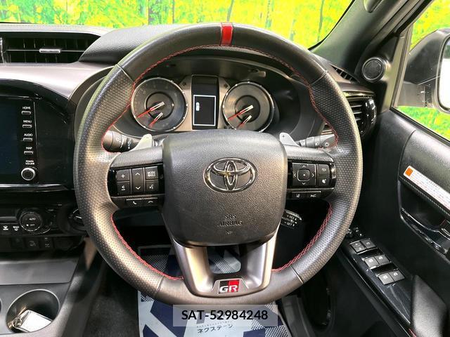 Toyota HILUX 2023-04 8854570-10