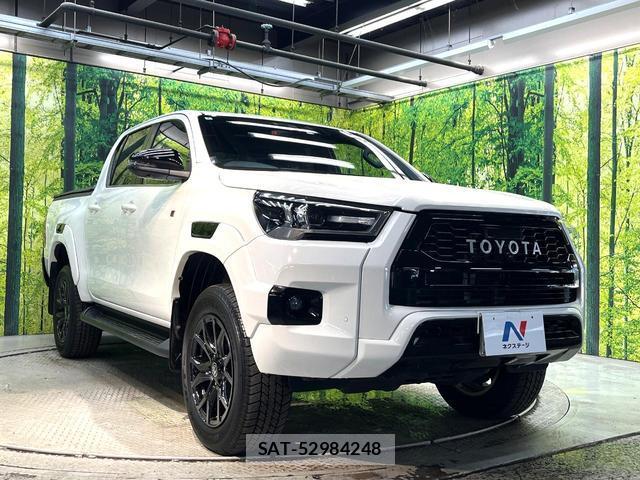 Toyota HILUX 2023-04 8854570-15