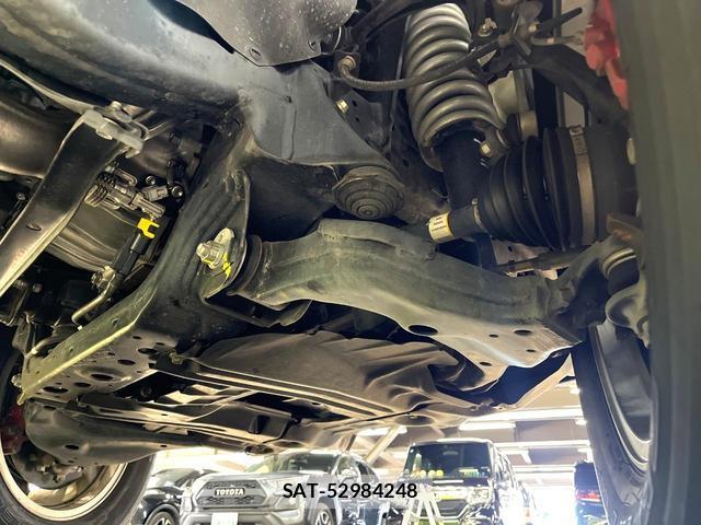 Toyota HILUX 2023-04 8854570-19