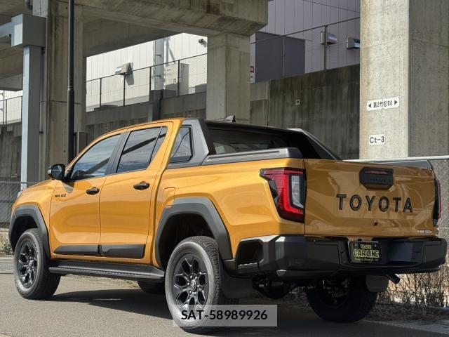 Toyota HILUX 2026-09 8854608-10