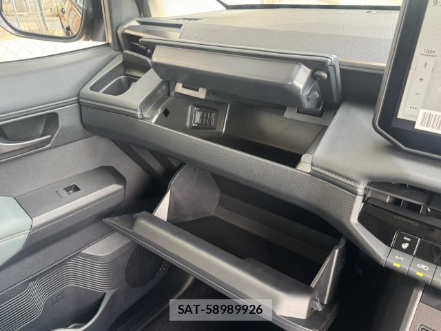 Toyota HILUX 2026-09 8854608-14