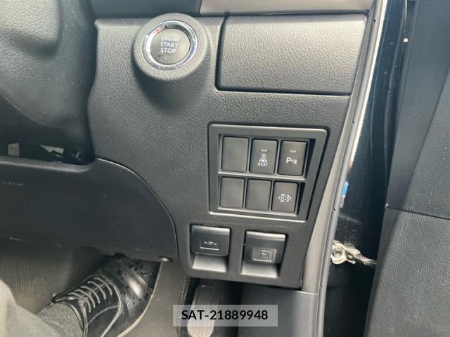 Toyota HILUX 2023-01 8855660-19