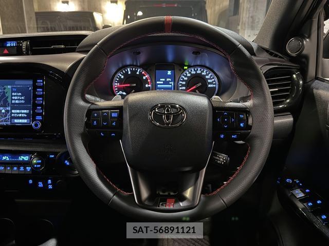 Toyota HILUX 2023-09 8857123-19