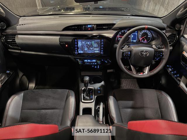 Toyota HILUX 2023-09 8857123-5