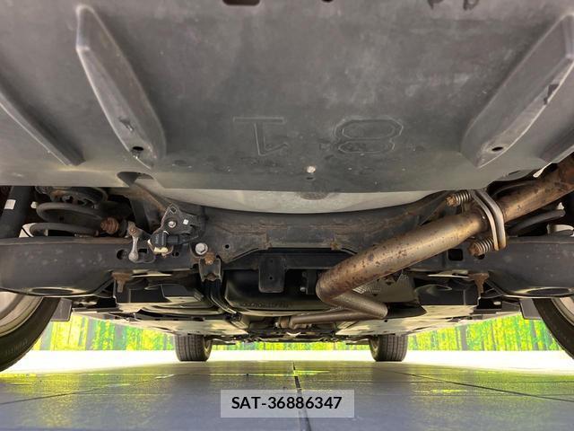 Lexus HS 2013-08 8856665-18