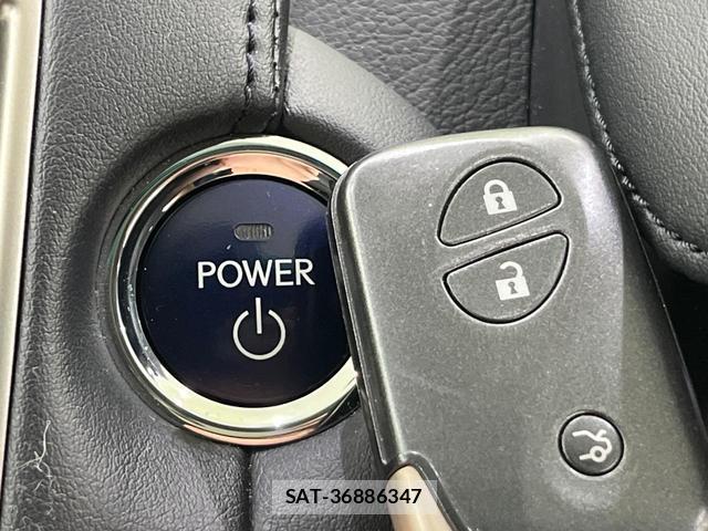 Lexus HS 2013-08 8856665-6