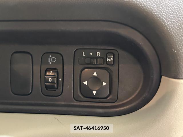 Mitsubishi I 2012-01 8856065-10