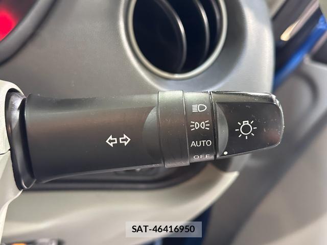 Mitsubishi I 2012-01 8856065-9