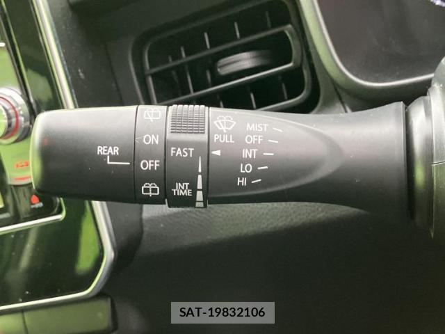 Suzuki IGNIS 2016-07 8856841-16