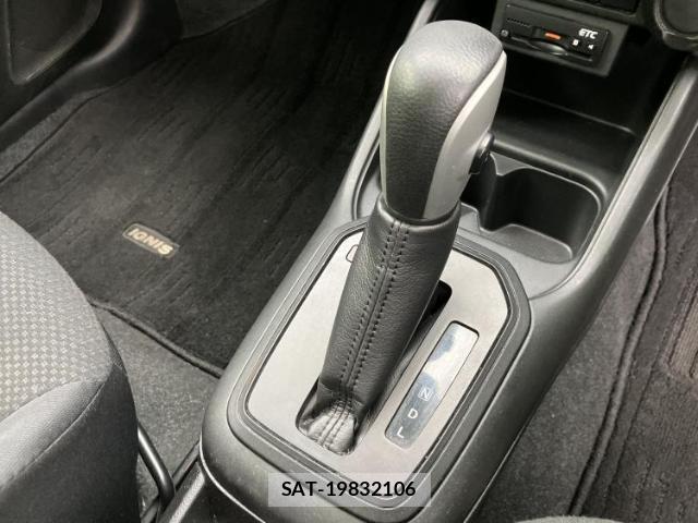 Suzuki IGNIS 2016-07 8856841-17