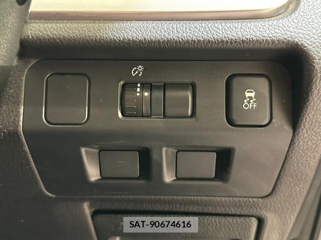 Subaru IMPREZA SPORTS 2014-01 8857149-9
