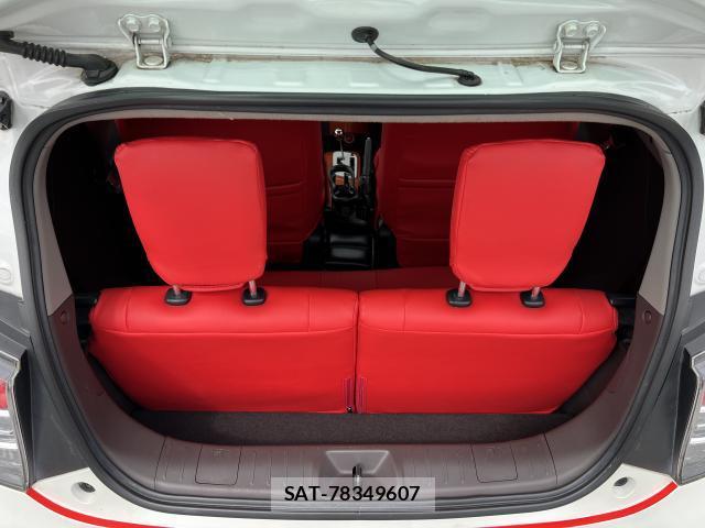 Toyota IQ 2010-01 8856073-14