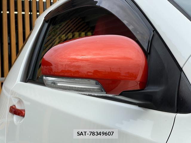 Toyota IQ 2010-01 8856073-16