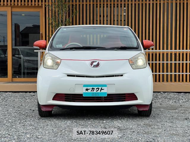 Toyota IQ 2010-01 8856073-18