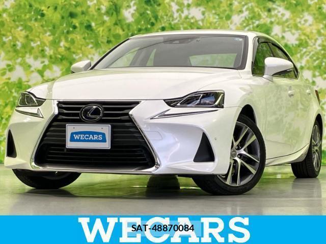 Lexus IS 2018-03 8854319-0