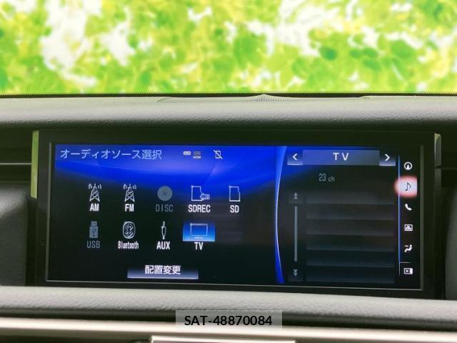 Lexus IS 2018-03 8854319-10