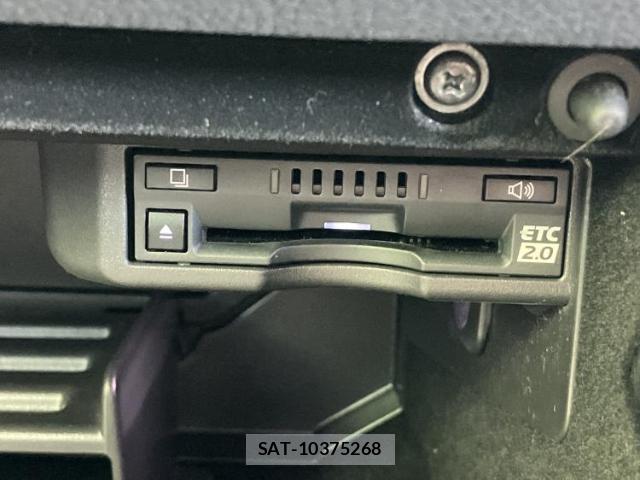 Lexus IS 2024-03 8854668-16
