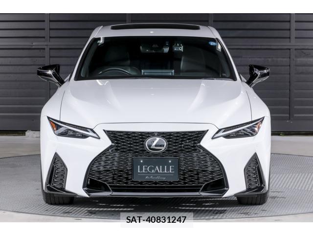 Lexus IS 2025-07 8855141-9
