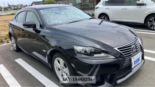 Lexus IS 2014-07 8855284-11