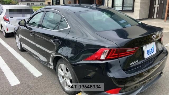 Lexus IS 2014-07 8855284-13