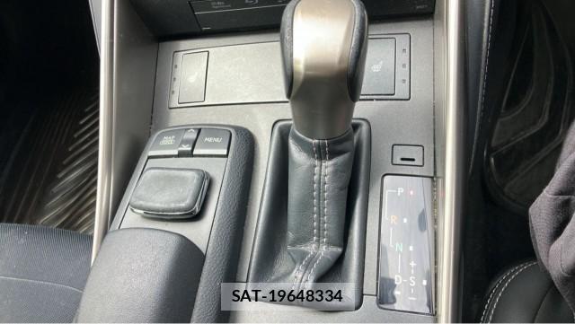 Lexus IS 2014-07 8855284-14