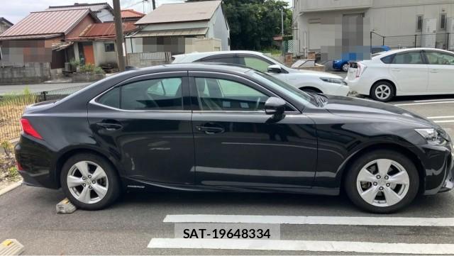 Lexus IS 2014-07 8855284-3