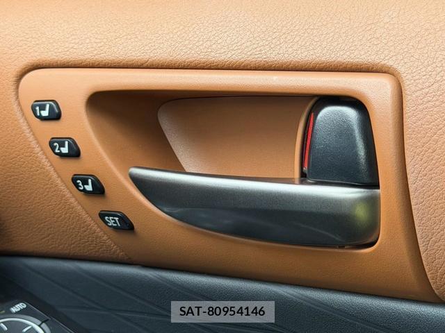 Lexus IS 2021-03 8856494-16