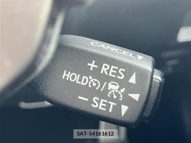 Lexus IS 2021-07 8856976-15