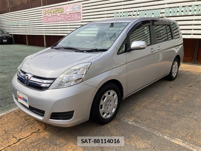 Toyota ISIS 2011-09 8854980-0