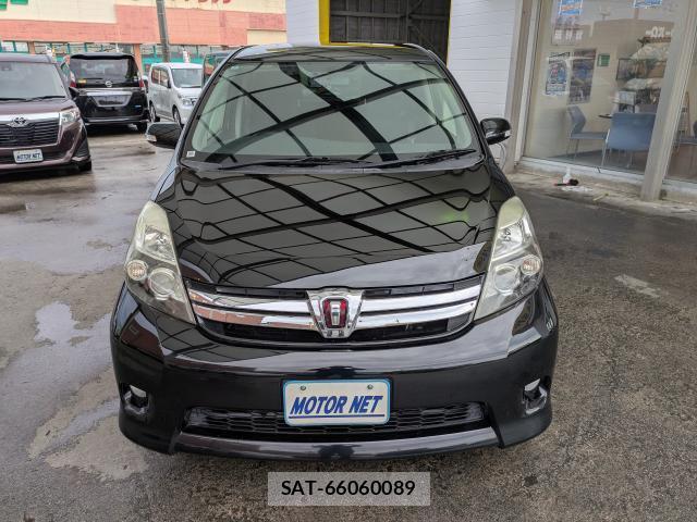 Toyota ISIS 2012-07 8855130-12