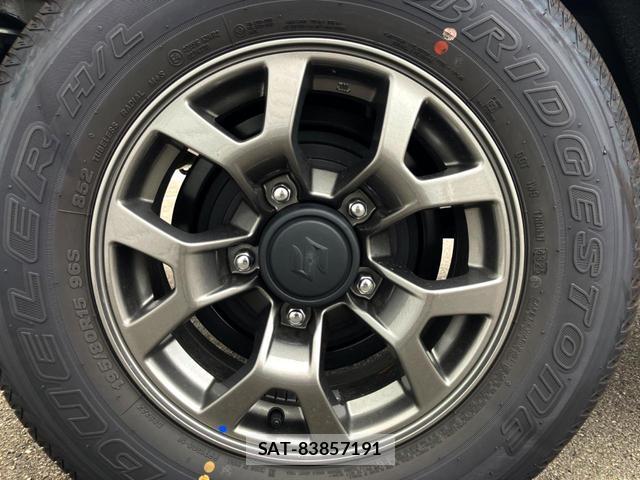 Suzuki JIMNY 2026-03 8854434-13