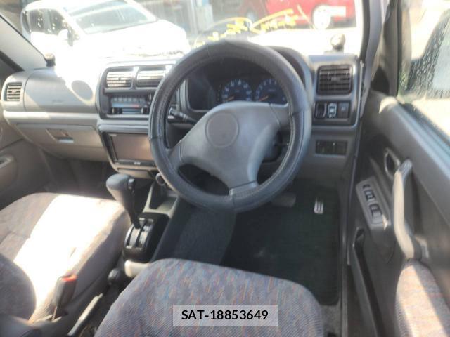 Suzuki JIMNY 1999 8854432-2