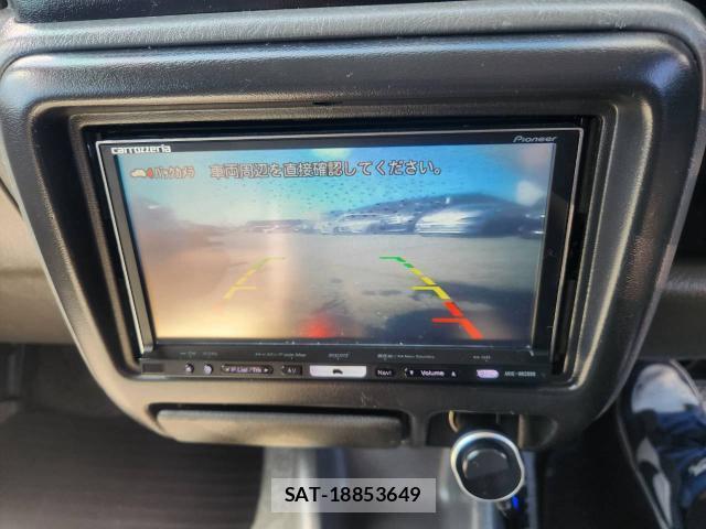 Suzuki JIMNY 1999 8854432-4
