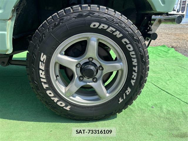 Suzuki JIMNY 1998 8854747-18