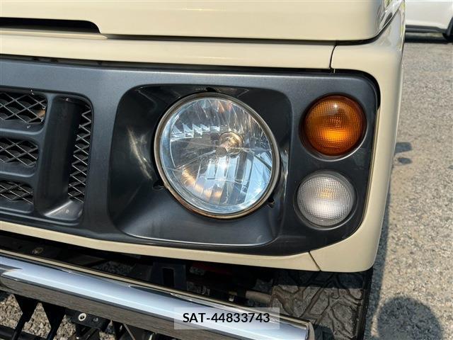 Suzuki JIMNY 1995 8854748-10