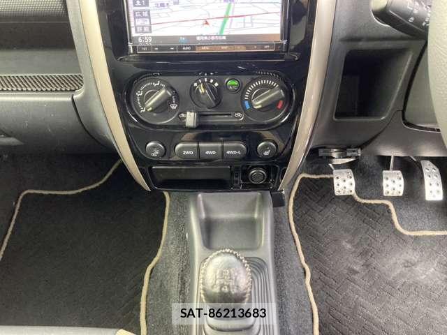 Suzuki JIMNY 2017-12 8854888-18